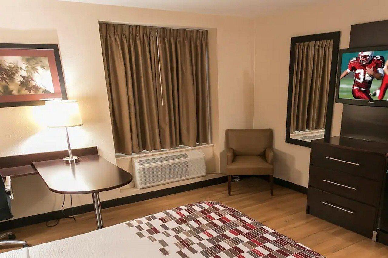 Red Roof Inn Sutton Εξωτερικό φωτογραφία