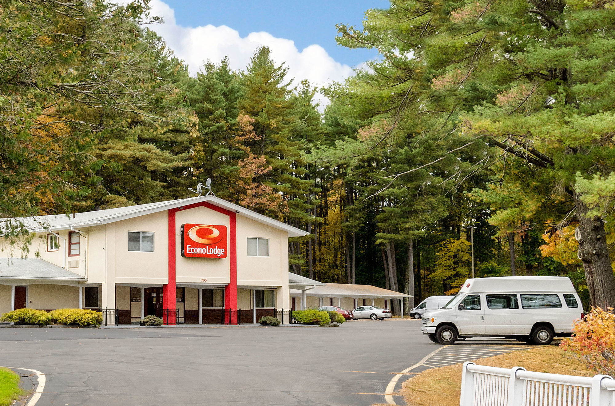 Red Roof Inn Sutton Εξωτερικό φωτογραφία