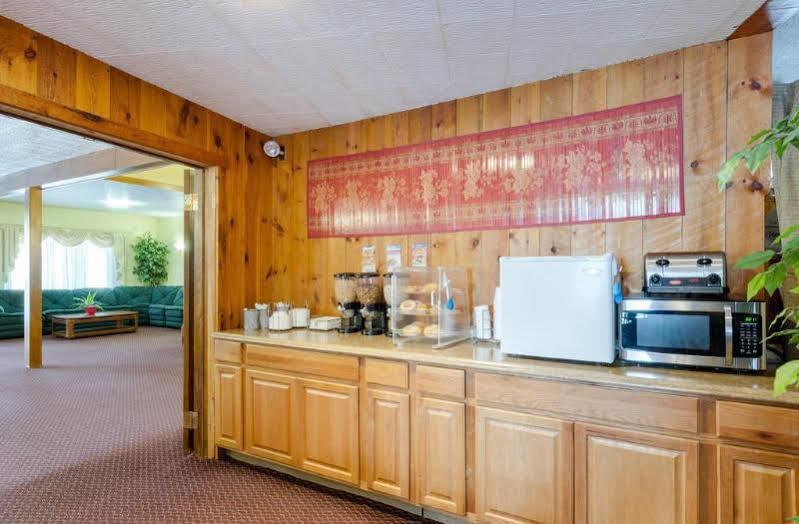 Red Roof Inn Sutton Εξωτερικό φωτογραφία