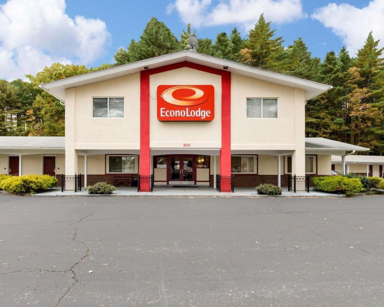 Red Roof Inn Sutton Εξωτερικό φωτογραφία
